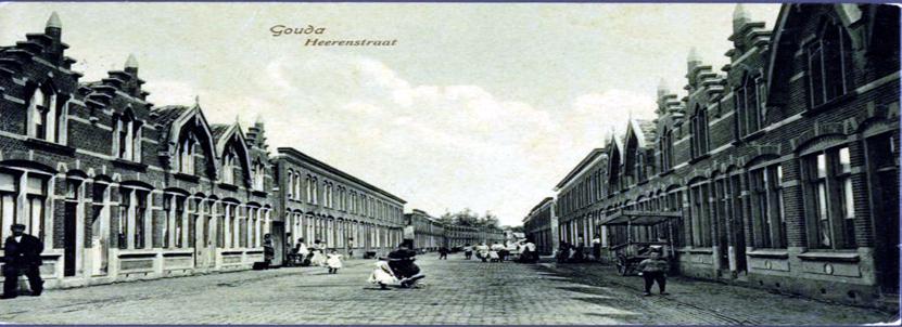 De He(e)renstraat te Gouda circa 1915